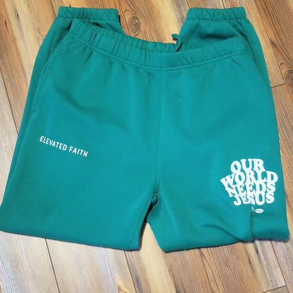 Elevated Faith Kelly Green Our World Needs Jesus Sweatpants Joggers Womens XL - Picture 7 of 12